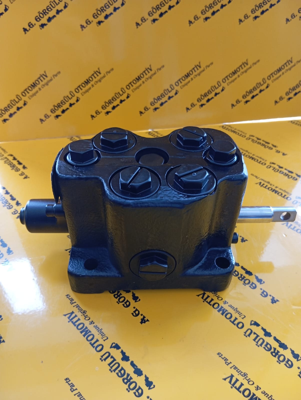 25/221919 JCB UZATMA KUMANDA VALFİ SÜRGÜLÜ HARİCİ VALF